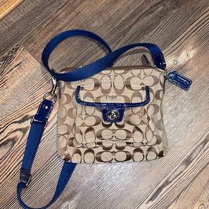 Coach purse with navy accents